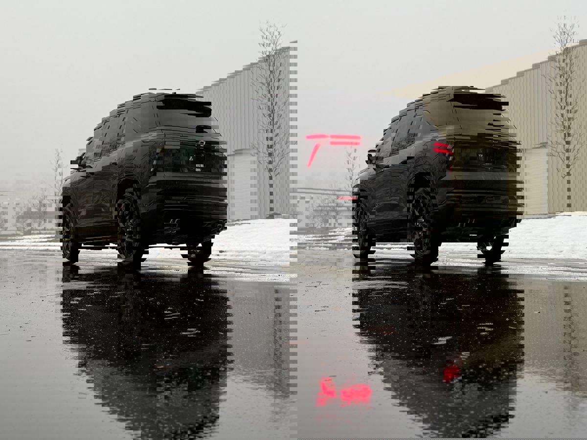 Used 2024 Chevrolet Traverse RS w/ LPO, Floor Liner Package image 10