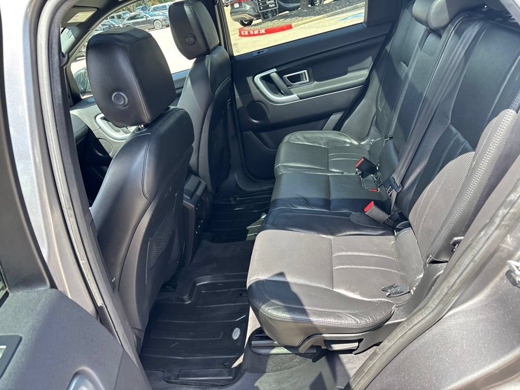 Used 2016 Land Rover Discovery Sport HSE AWD/4WD image 19