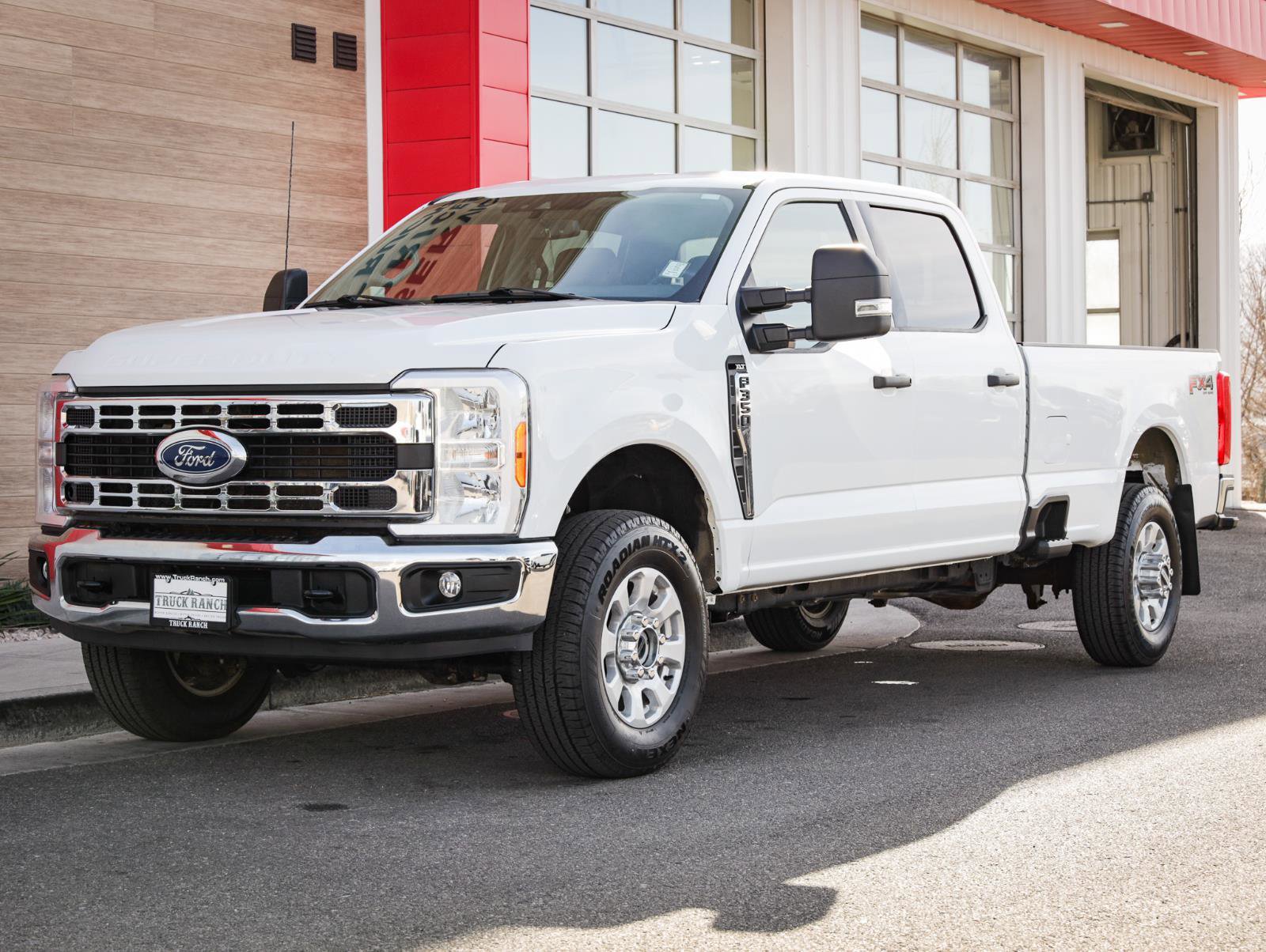 Used 2023 Ford F350 XLT w/ FX4 Off-Road Package image 8