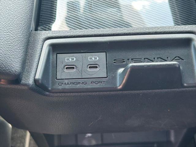 Certified 2025 Toyota Sienna XSE w/ XSE Premium Package AWD/4WD image 24