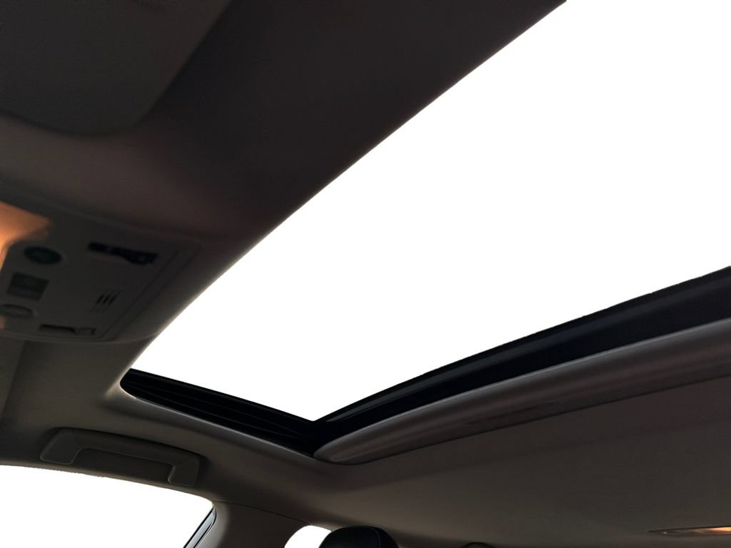 Used 2015 Lexus ES 350 w/ Luxury Package FWD image 13