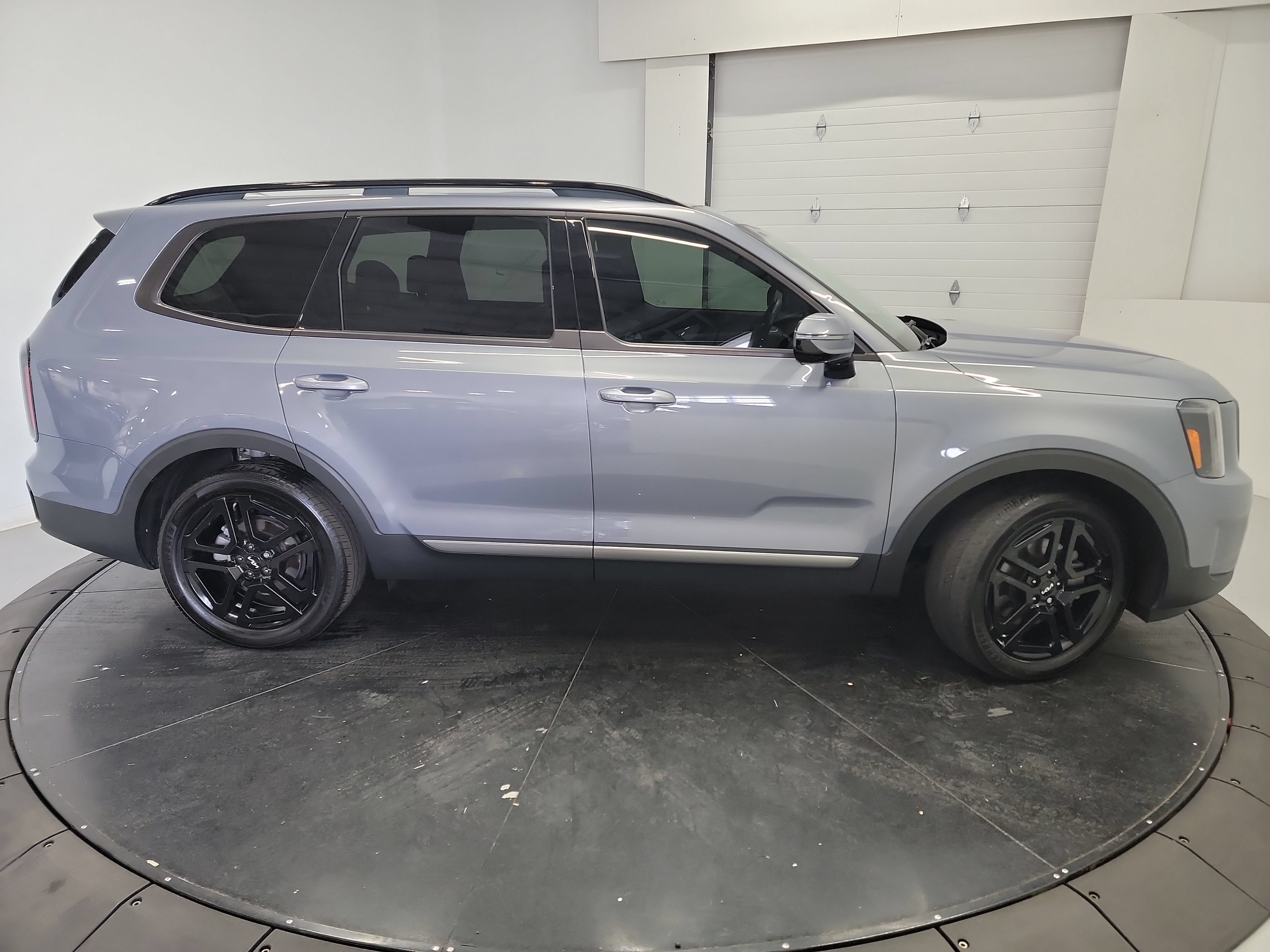 Used 2023 Kia Telluride SX X-Line AWD/4WD image 11