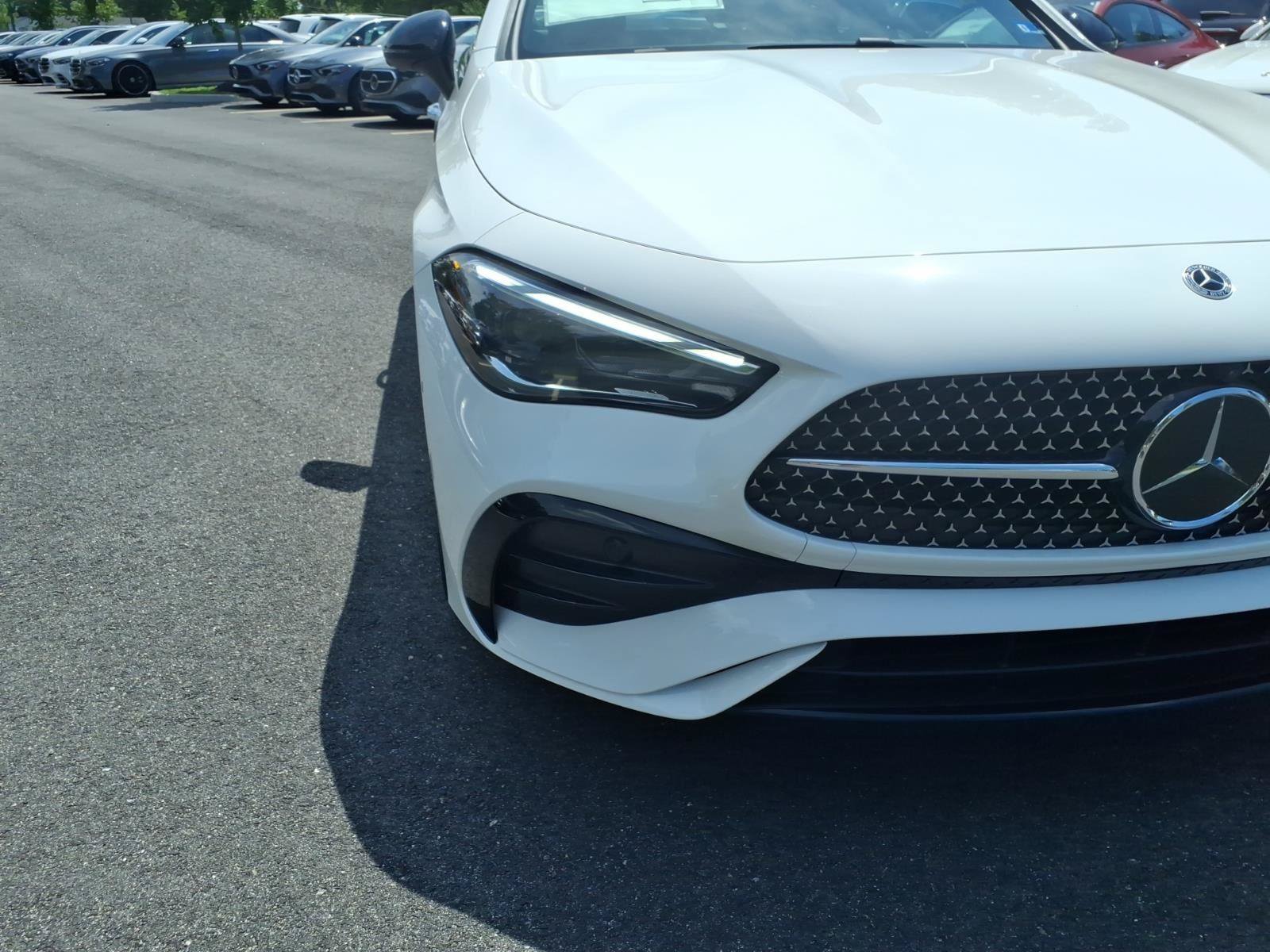 New 2026 Mercedes-Benz CLE 300 4MATIC Coupe image 3