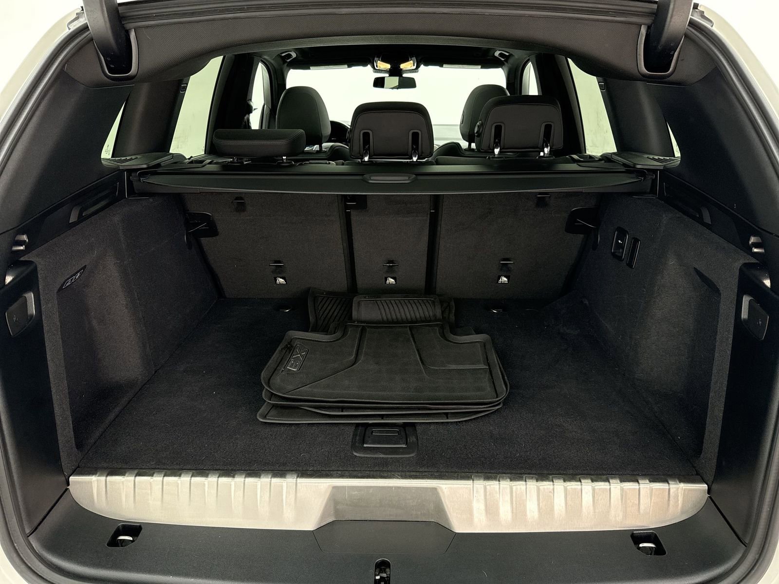 Used 2021 BMW X3 xDrive30e w/ Premium Package image 38