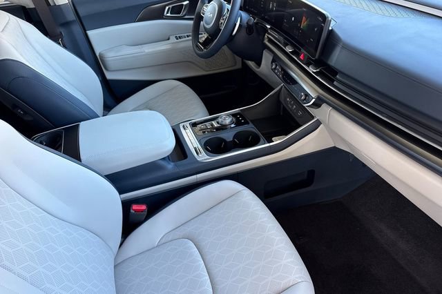 New 2026 Kia Carnival SX FWD image 19