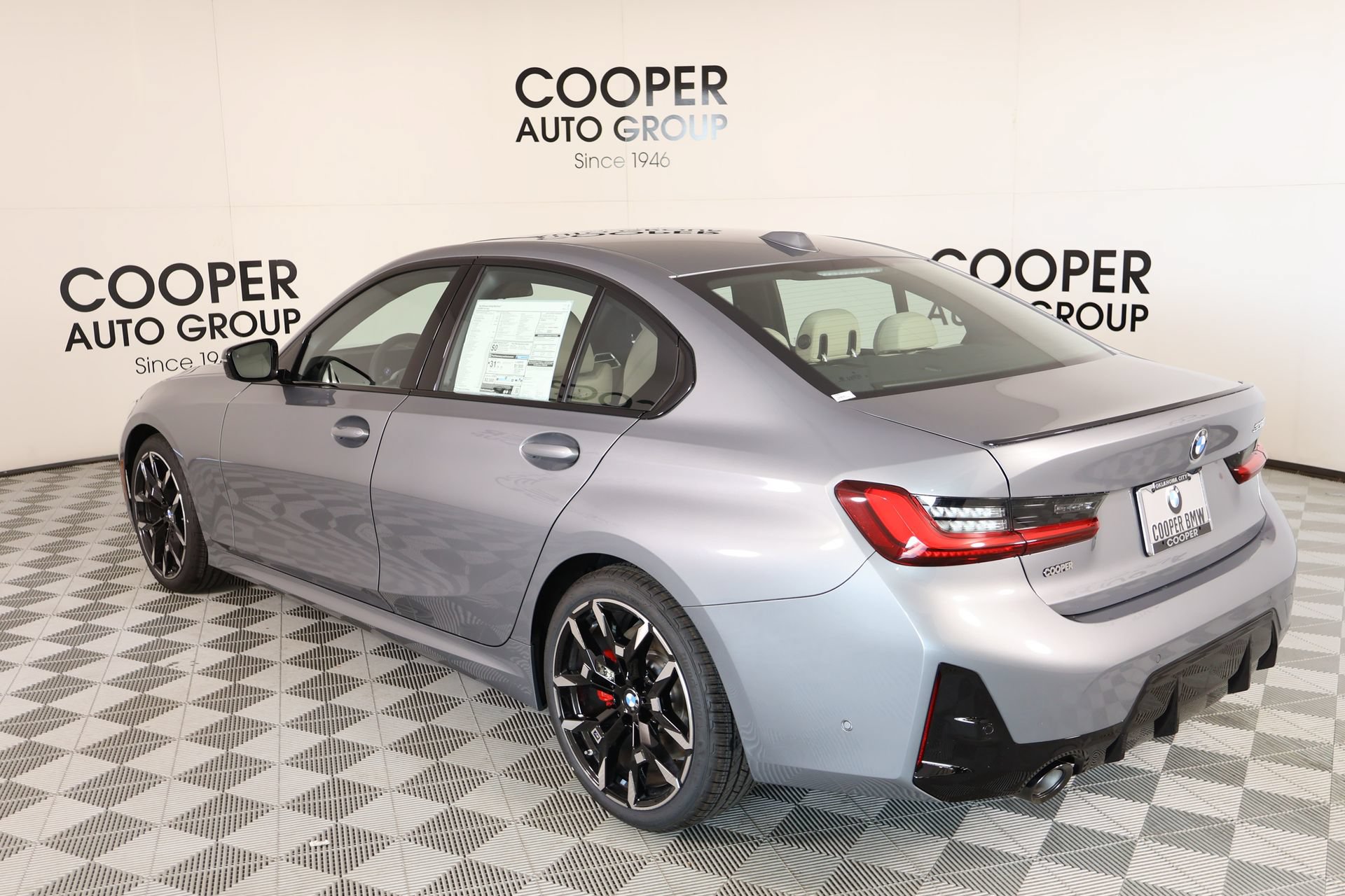 New 2026 BMW 330i Sedan w/ M Sport Package RWD image 23