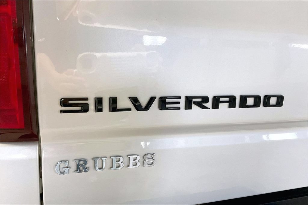 Used 2021 Chevrolet Silverado 1500 LTZ w/ LPO, Dark Essentials Package AWD/4WD image 40