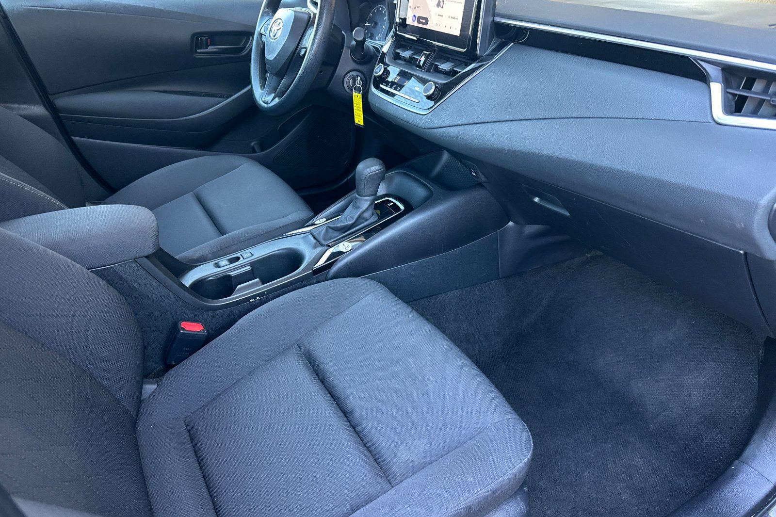 Used 2024 Toyota Corolla LE FWD image 14