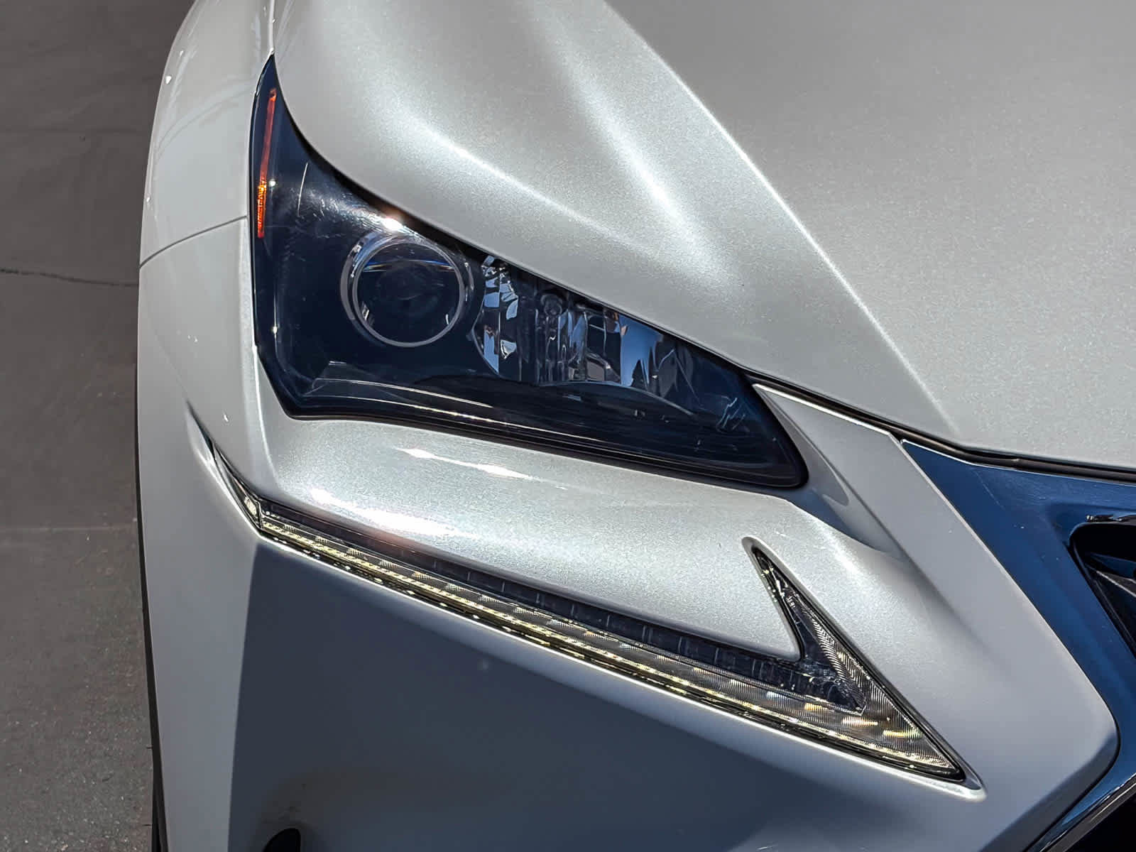 Used 2017 Lexus NX 200t AWD w/ Premium Package image 7