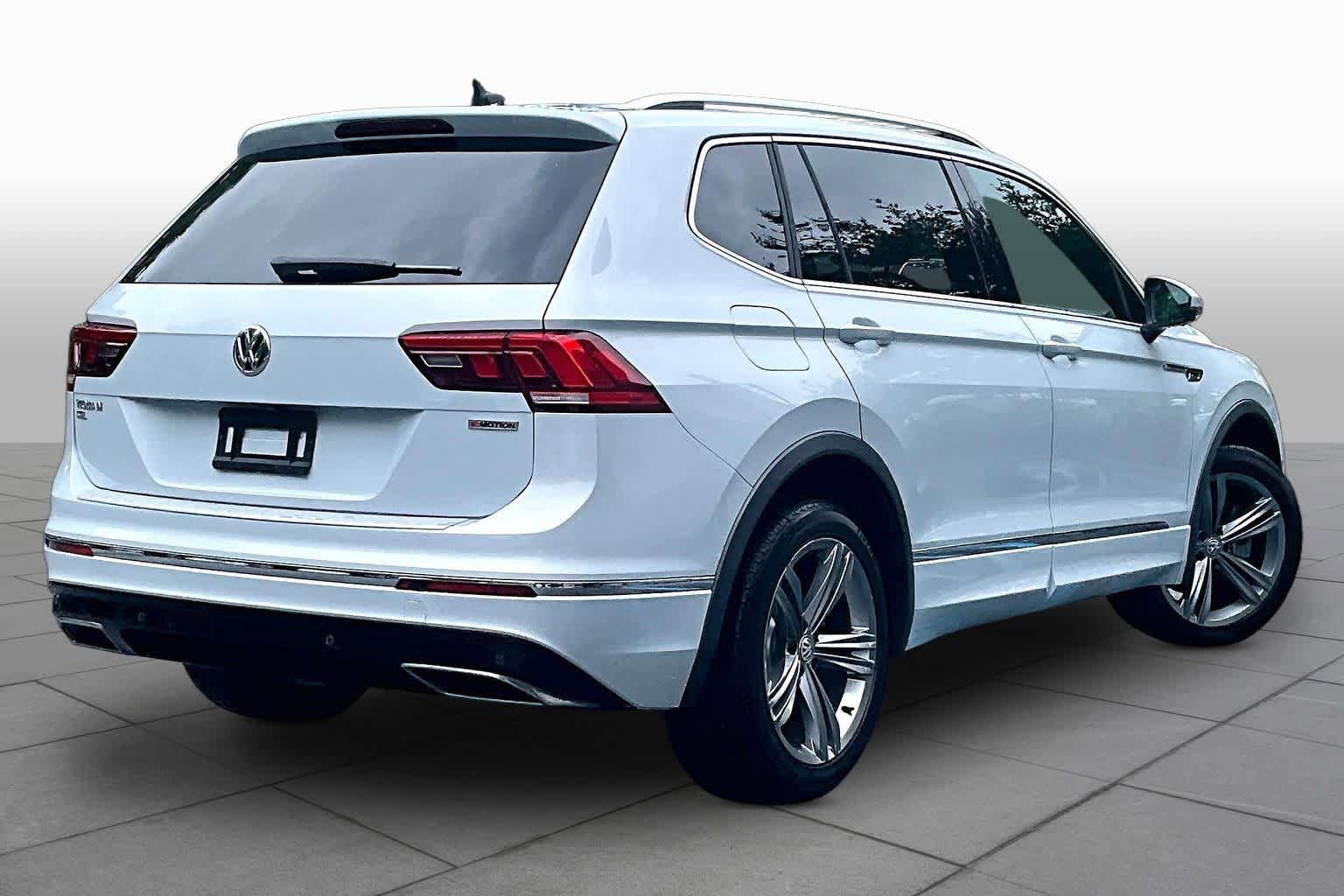 Used 2019 Volkswagen Tiguan SEL R-Line AWD/4WD image 13