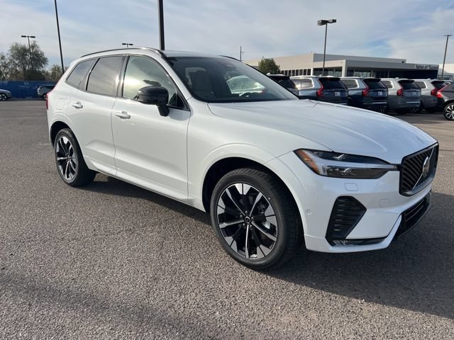 New 2026 Volvo XC60 B5 Plus w/ Climate Package PRO AWD/4WD video 1