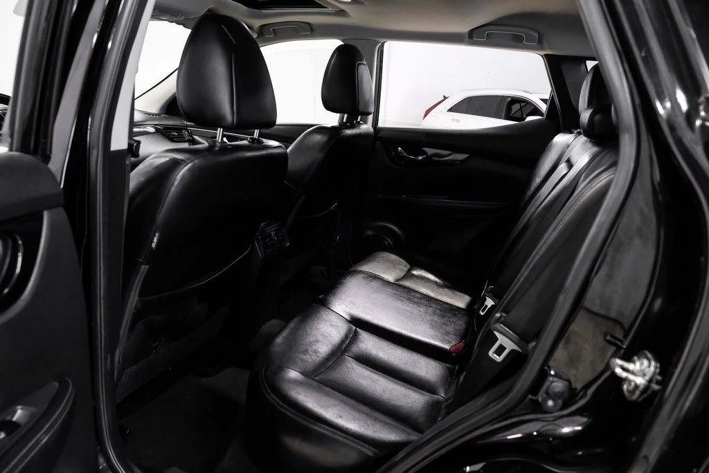 Used 2019 Nissan Rogue Sport SL w/ Premium Package image 43