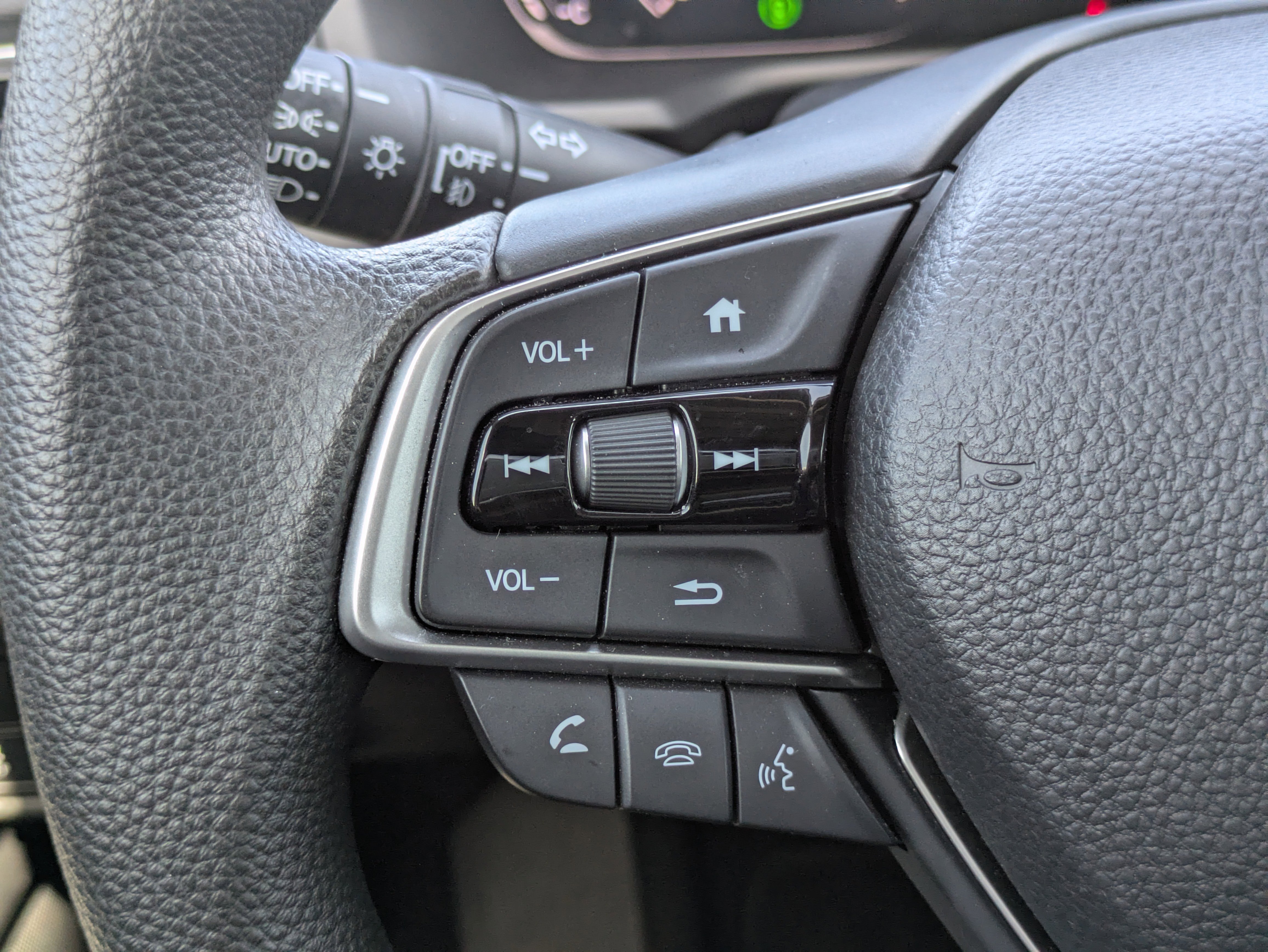 Used 2019 Honda Accord EX image 14