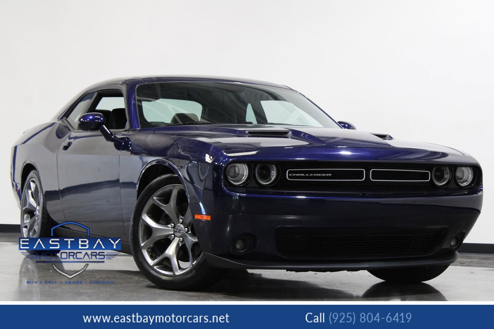 Used 2016 Dodge Challenger SXT Plus image 1