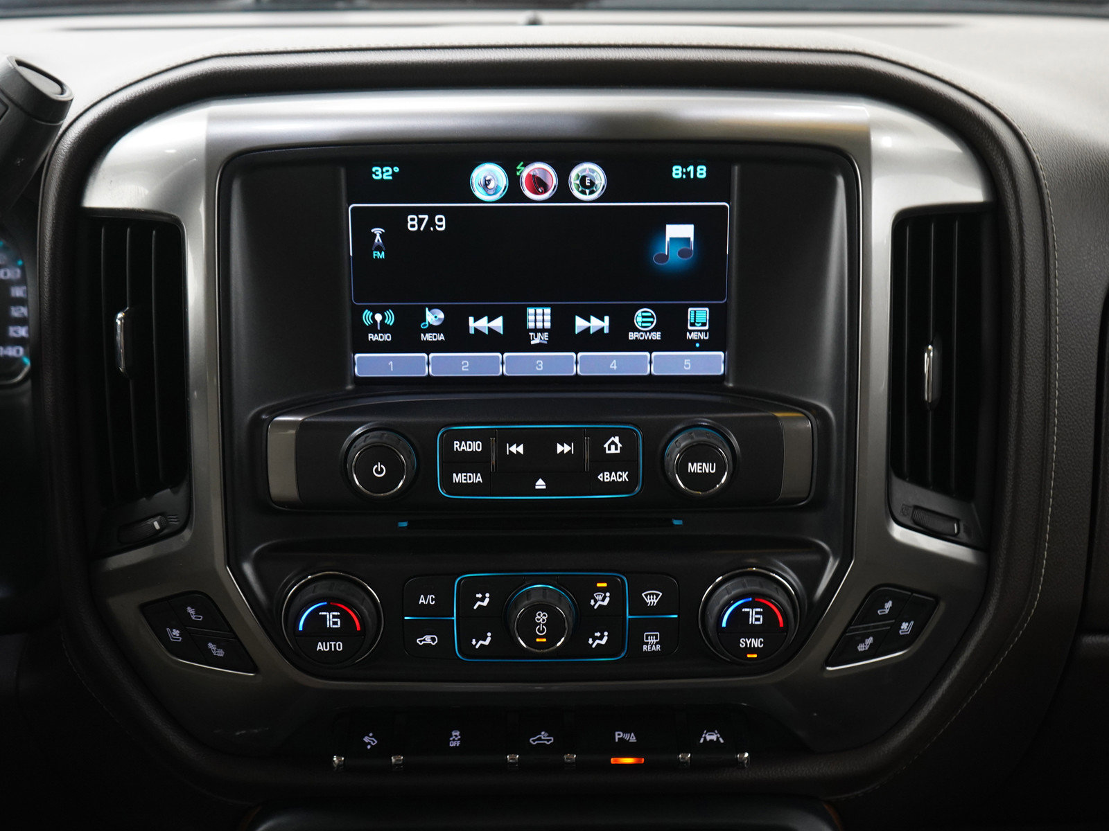 Used 2016 Chevrolet Silverado 1500 LTZ w/ Sport Package AWD/4WD image 15