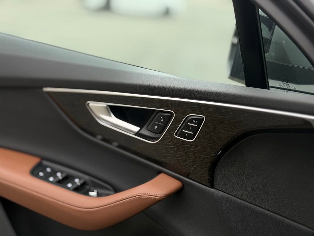 Used 2023 Audi Q7 3.0T Premium Plus w/ Premium Plus Package image 21