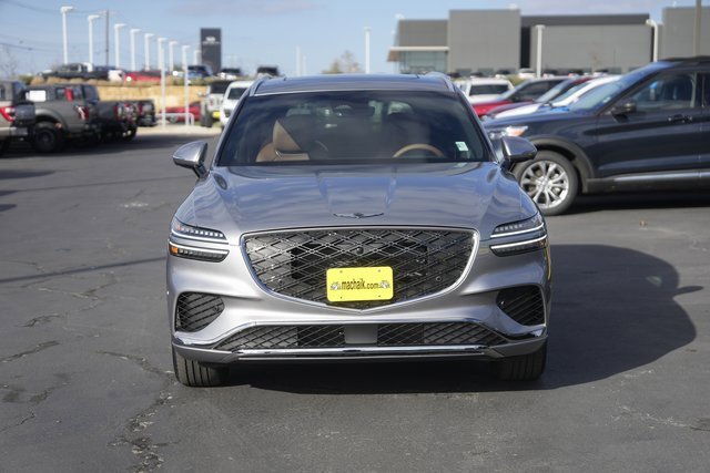Used 2026 Genesis GV70 2.5T Advanced image 3