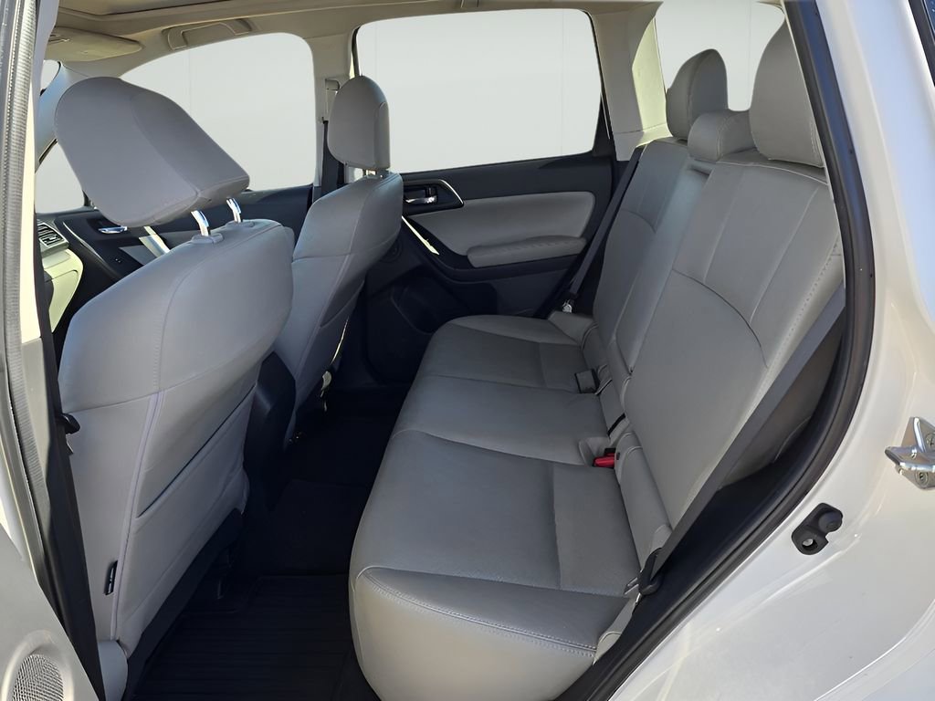 Used 2016 Subaru Forester 2.5i Limited image 14