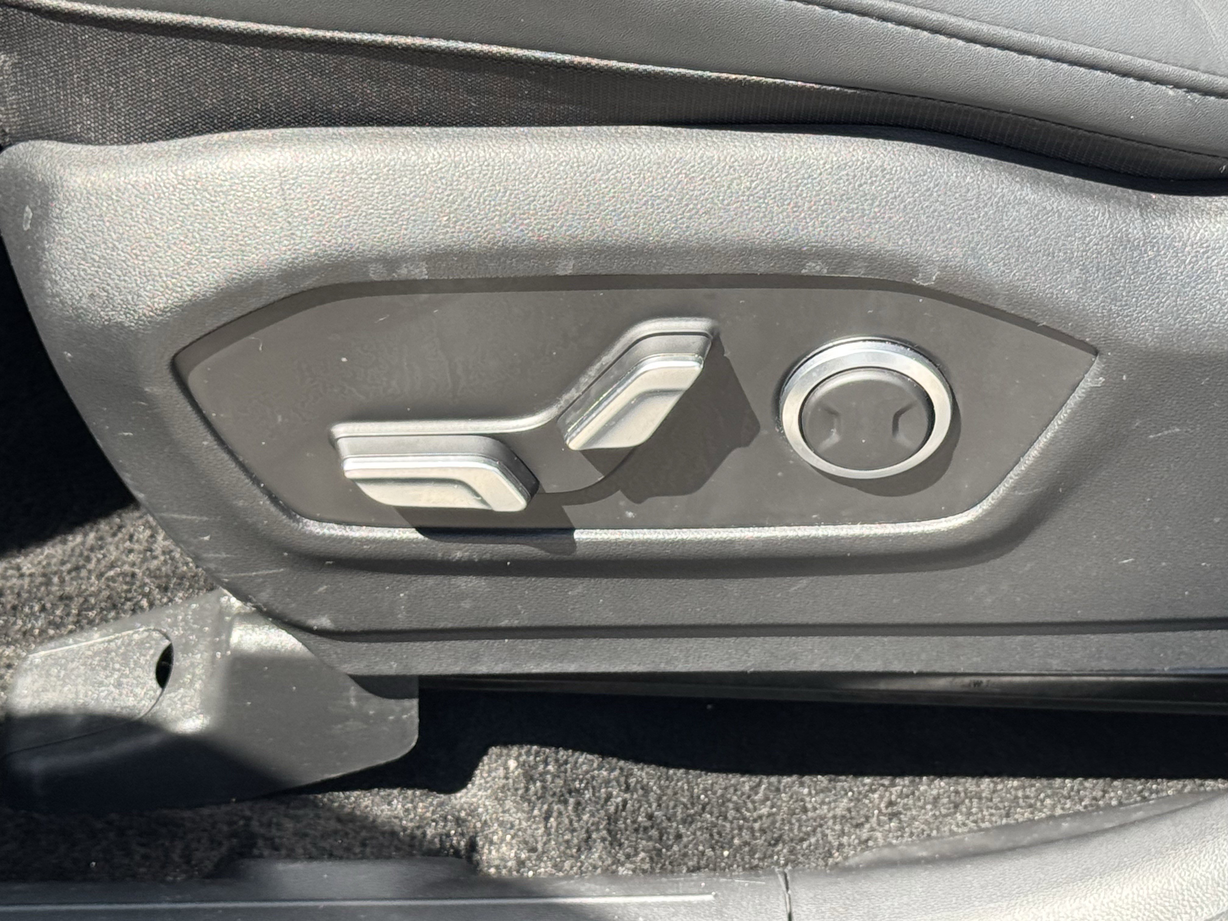 Used 2026 Hyundai Santa Fe SEL FWD image 28