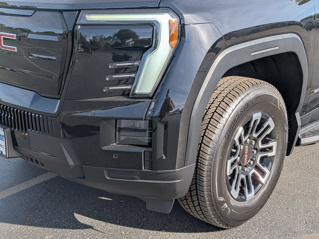 Used 2026 GMC Sierra EV Elevation AWD/4WD image 9