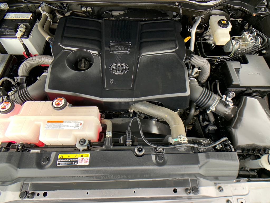 Used 2023 Toyota Tundra Limited w/ Power Package image 23