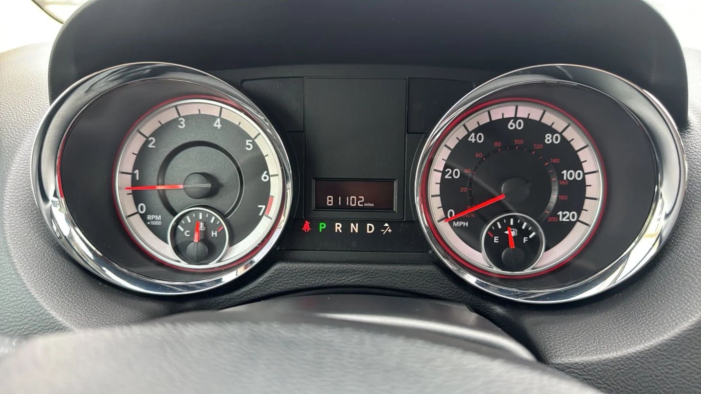 Used 2019 Dodge Grand Caravan SE w/ UConnect Hands-Free Group FWD image 12