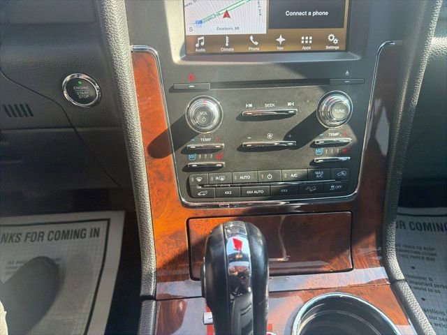 Used 2016 Lincoln Navigator Select AWD/4WD image 37