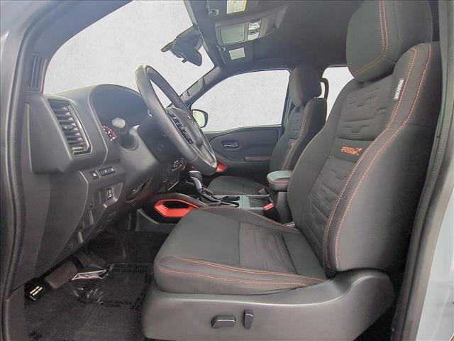 Used 2023 Nissan Frontier Pro-X w/ Pro Convenience Package RWD image 16