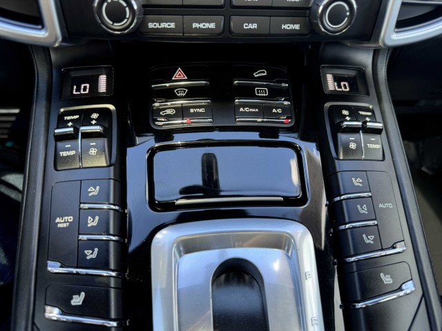 Used 2017 Porsche Cayenne GTS image 28