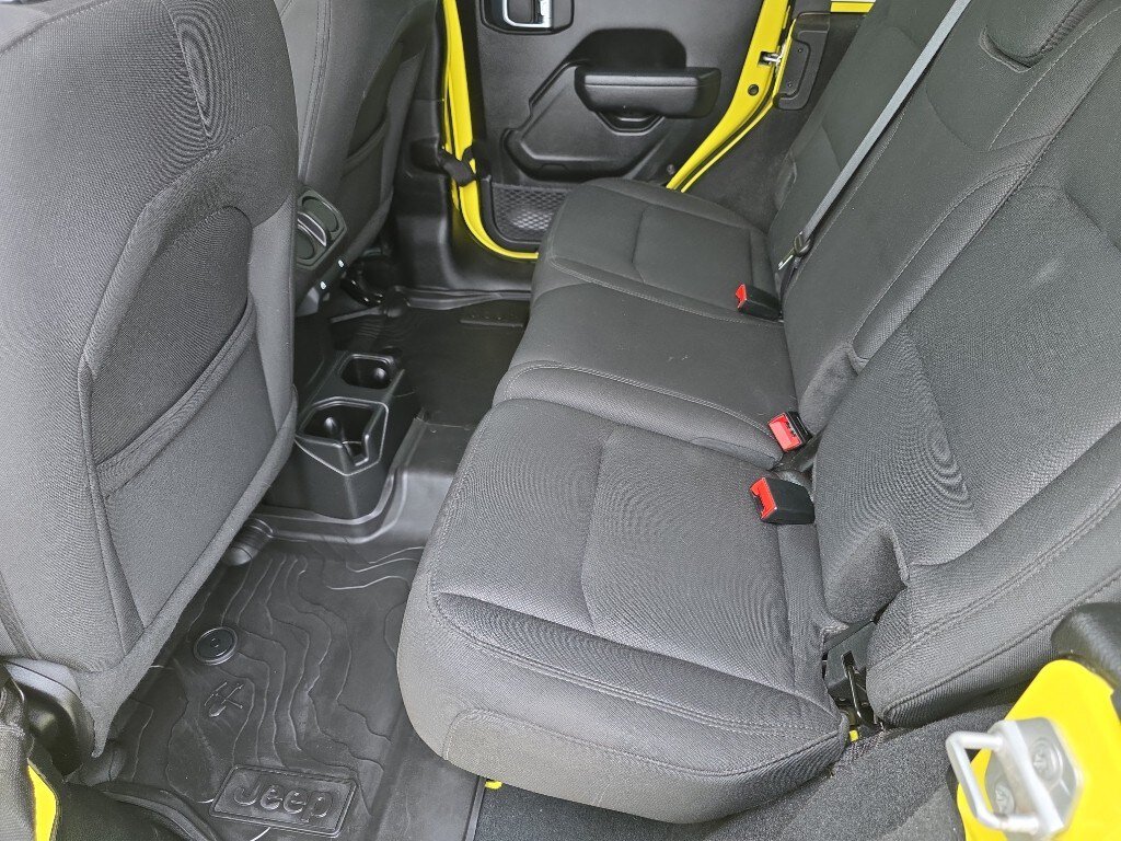 Used 2022 Jeep Wrangler Unlimited Sport AWD/4WD image 14
