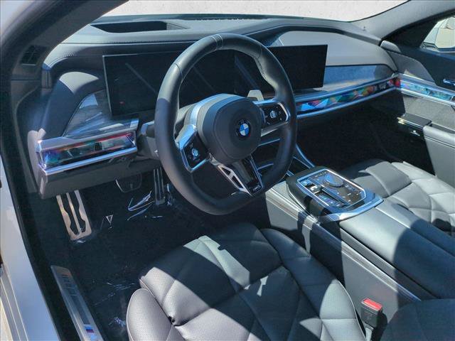 Used 2024 BMW 740i RWD image 10