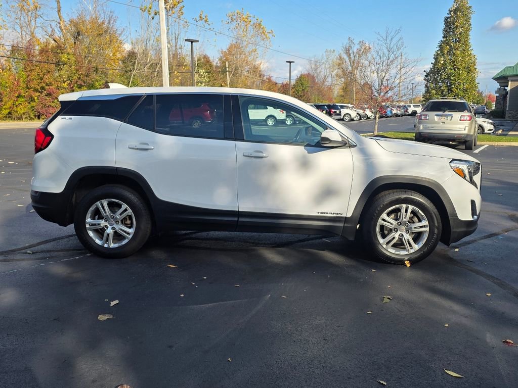 Used 2020 GMC Terrain SLE image 10