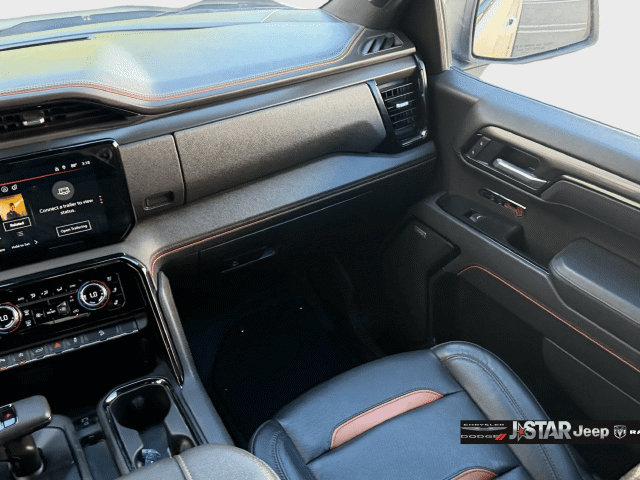 Used 2025 GMC Sierra 1500 AT4 AWD/4WD image 18