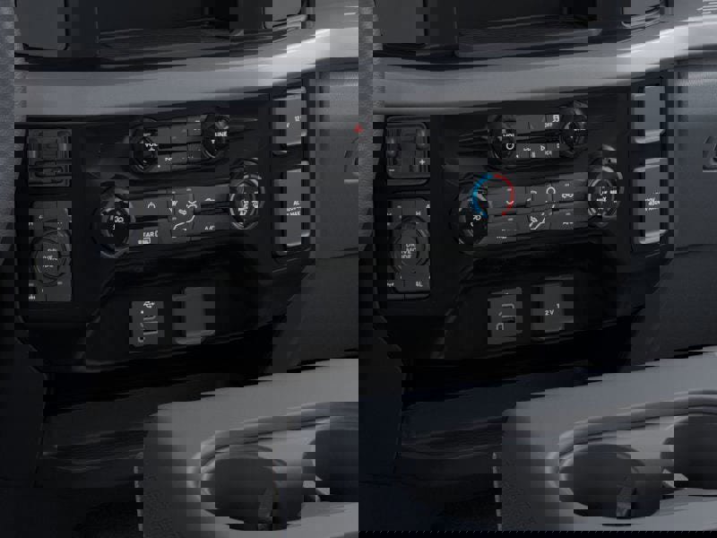 New 2026 Ford F350 XLT w/ FX4 Off-Road Package image 15