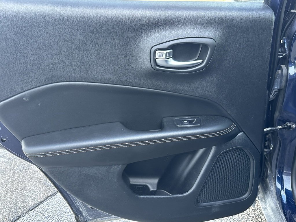 Used 2018 Jeep Compass Limited w/ Navigation Group image 13