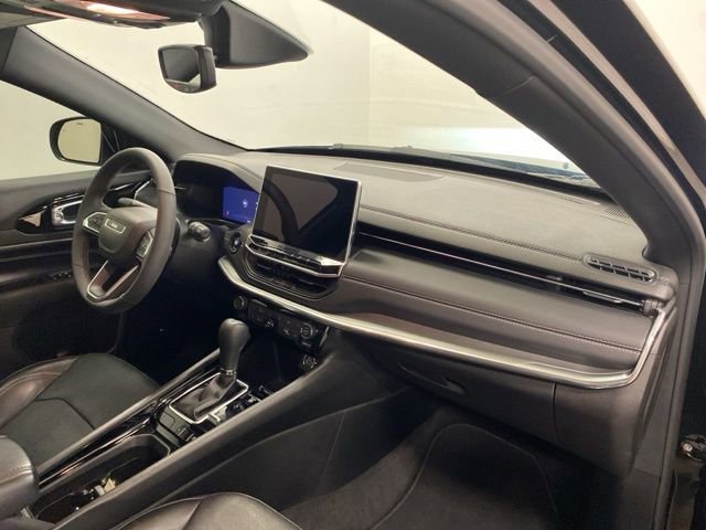 Used 2023 Jeep Compass High Altitude image 30