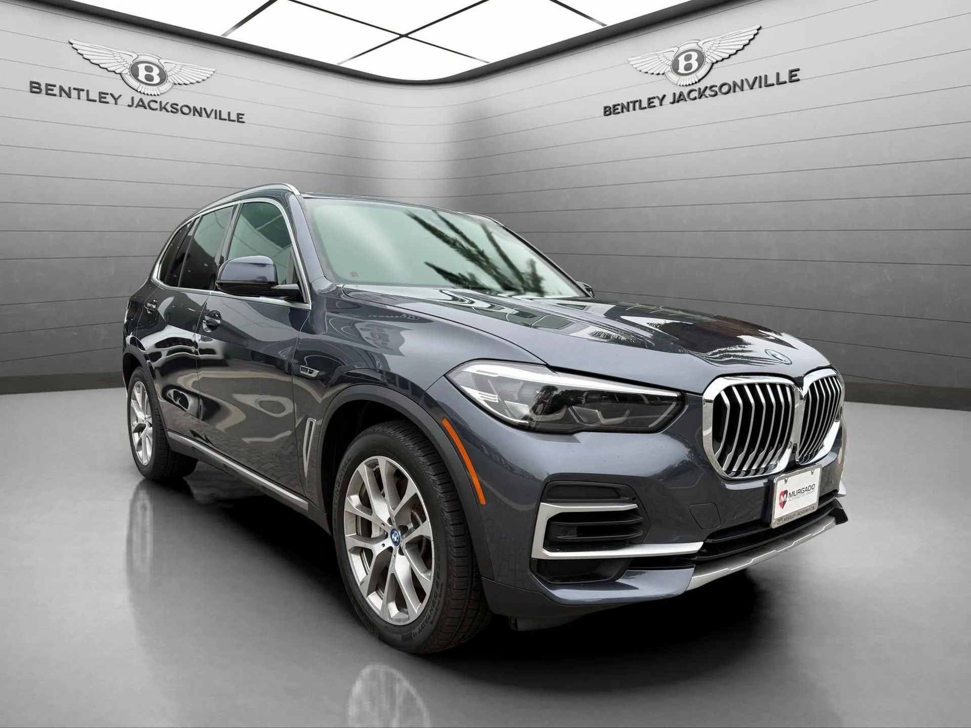 Used 2022 BMW X5 xDrive45e w/ Climate Comfort Package image 7