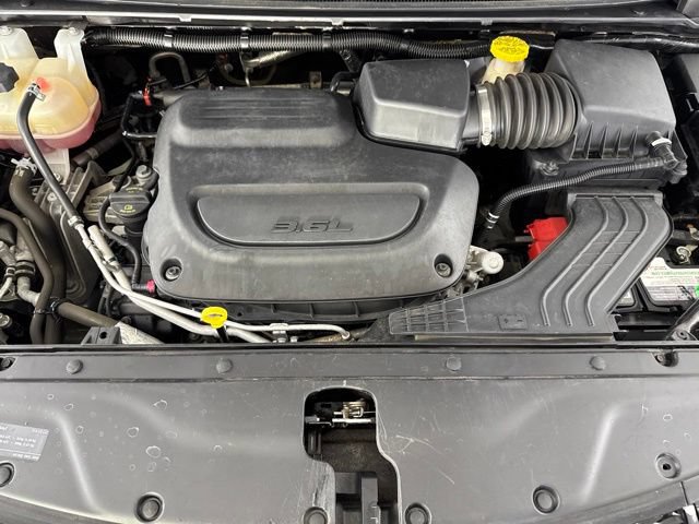Used 2021 Chrysler Pacifica Touring-L FWD image 19