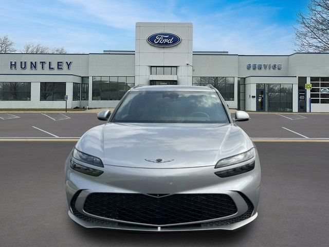 Used 2023 Genesis GV60 Advanced w/ Cargo Package AWD/4WD image 3