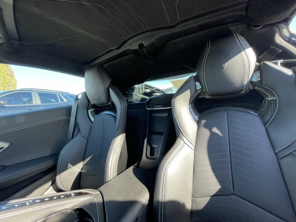 Used 2022 Chevrolet Corvette Stingray w/ Z51 Performance Package image 24