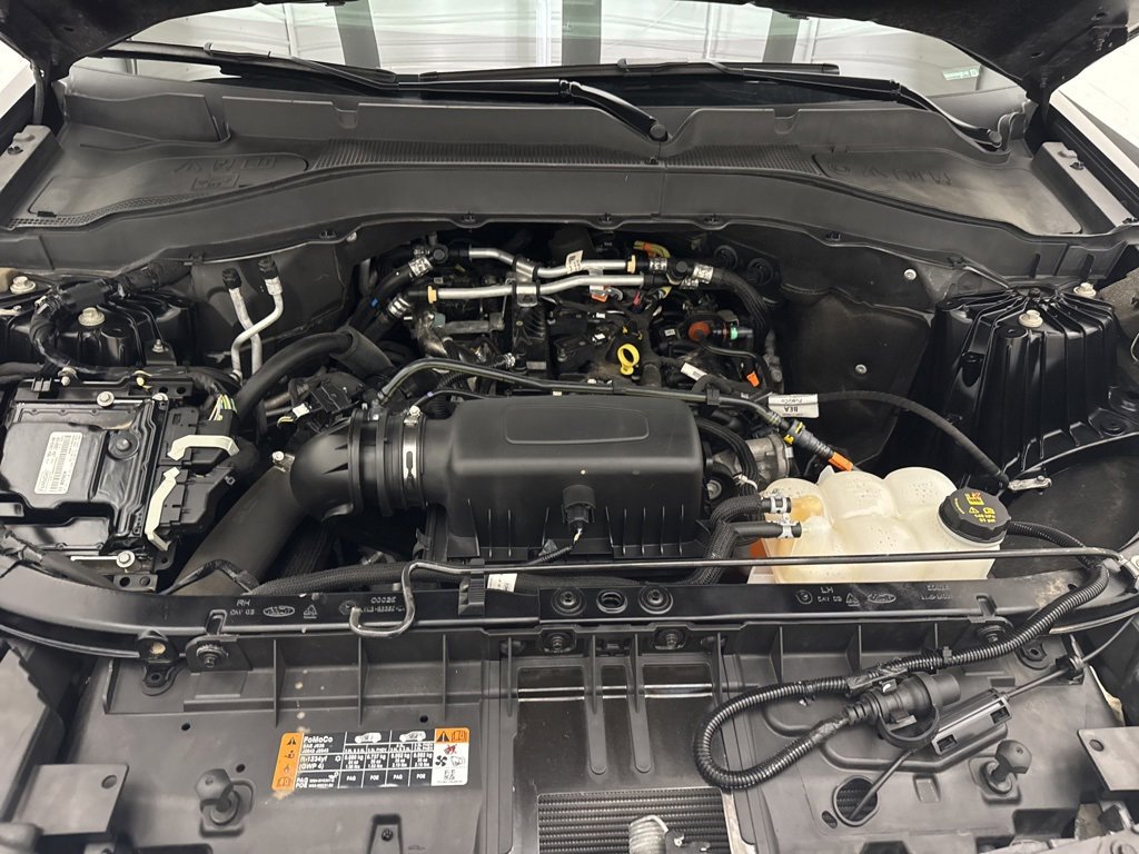 Used 2022 Ford Explorer XLT image 53