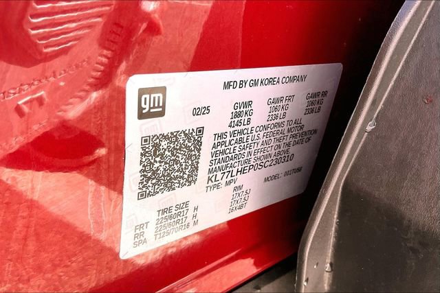 Used 2025 Chevrolet Trax LT w/ LT Convenience Package FWD image 33