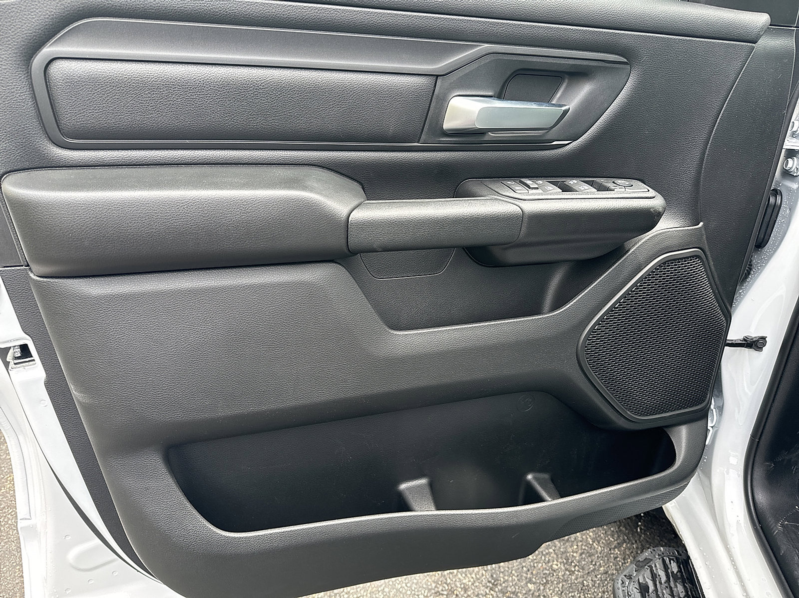 New 2026 RAM 1500 Express AWD/4WD image 10