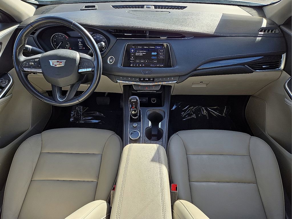 Used 2023 Cadillac XT4 Premium Luxury image 19