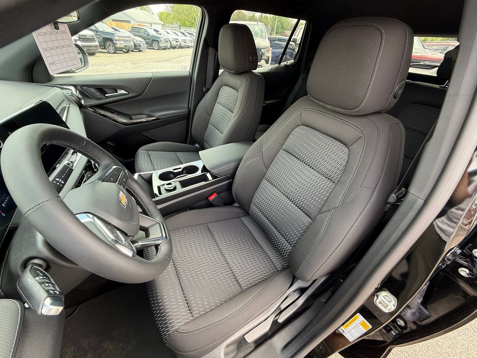 New 2026 Chevrolet Equinox LT image 12