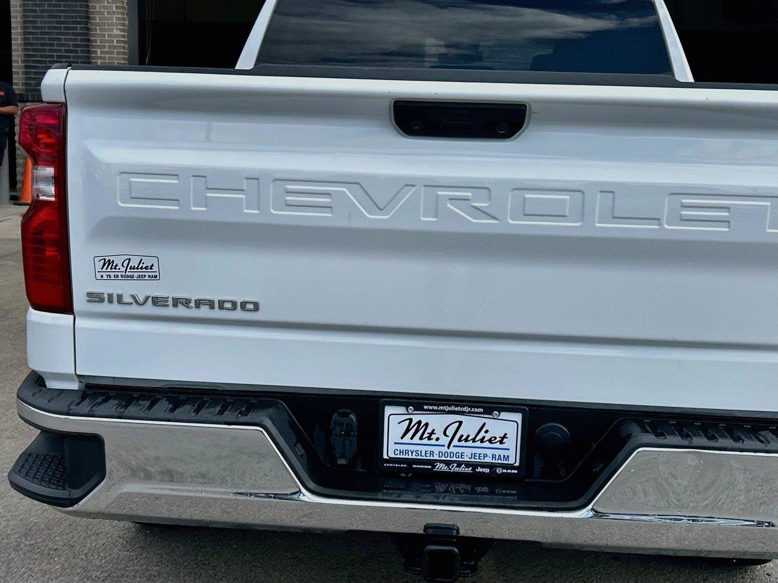 Used 2025 Chevrolet Silverado 1500 LT AWD/4WD image 12