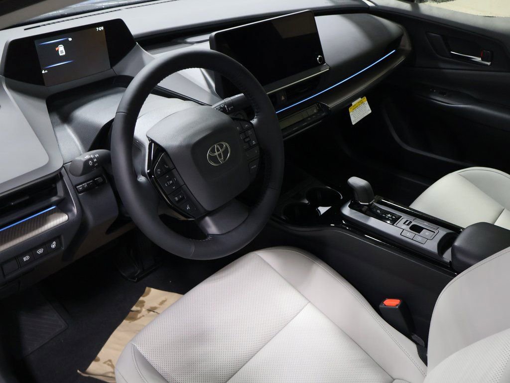 New 2026 Toyota Prius XLE image 28