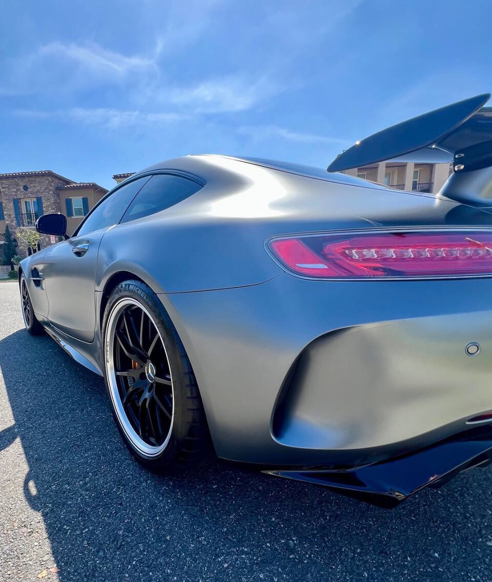 Used 2018 Mercedes-Benz AMG GT R image 8