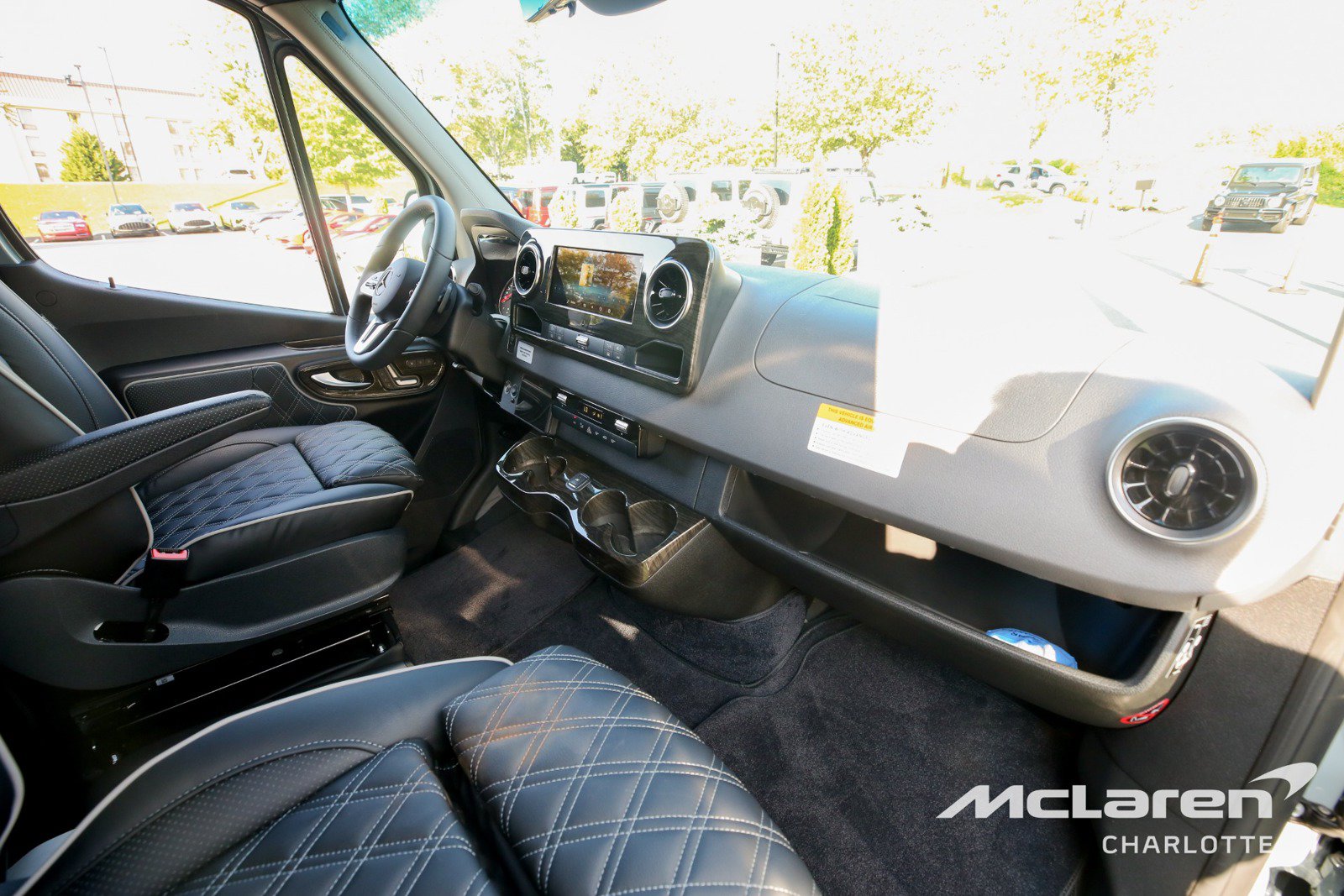 Used 2023 Mercedes-Benz Sprinter 3500 image 17