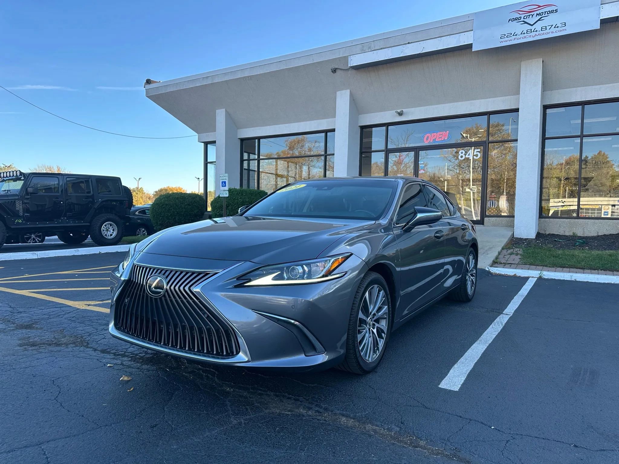 Used 2021 Lexus ES 350 ES 350 Sedan 4D image 3